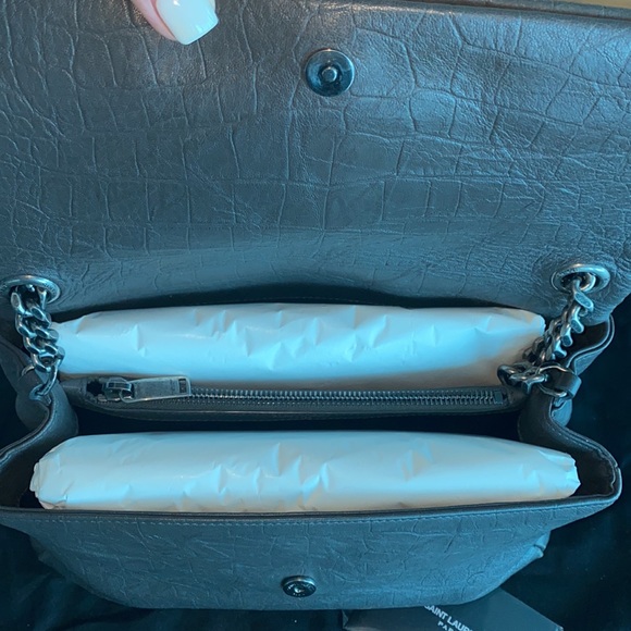 YSL SAINT LAURENT CROC EMBOSSED GREY LEATHER SHOULDER CROSSBODY BAG - Picture 6 of 9